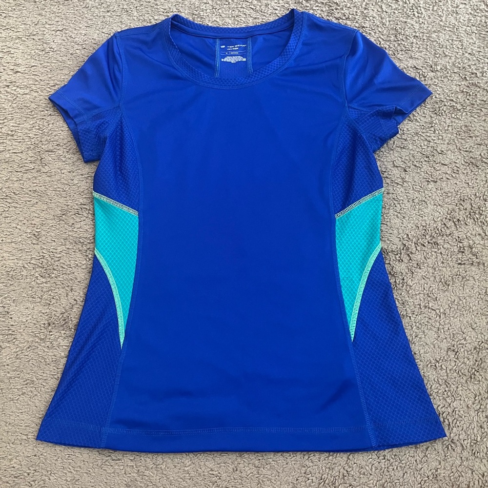 Tek Gear fitted exercise shirt